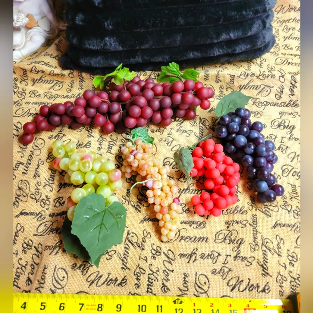 Vintage lot of 5 faux rubber gape vines all different colors/sizes